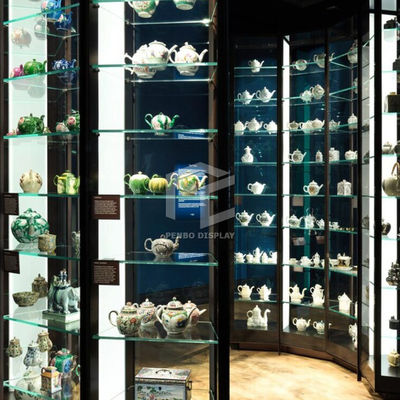 10mm Tempered Glass Museum Display Showcase With T5 LED Lighting